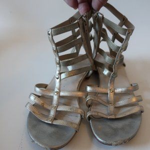 STUART WEITZMAN LIGHT GOLD LEATHER SANDAL SZ 8 *